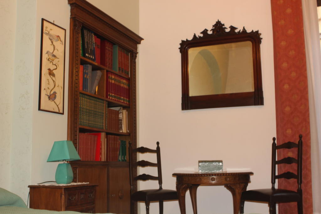 Rome Charming House Bed & Breakfast Room photo