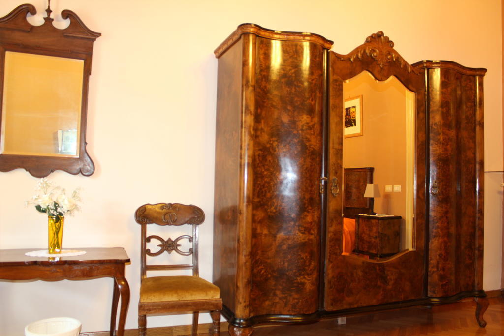 Rome Charming House Bed & Breakfast Room photo