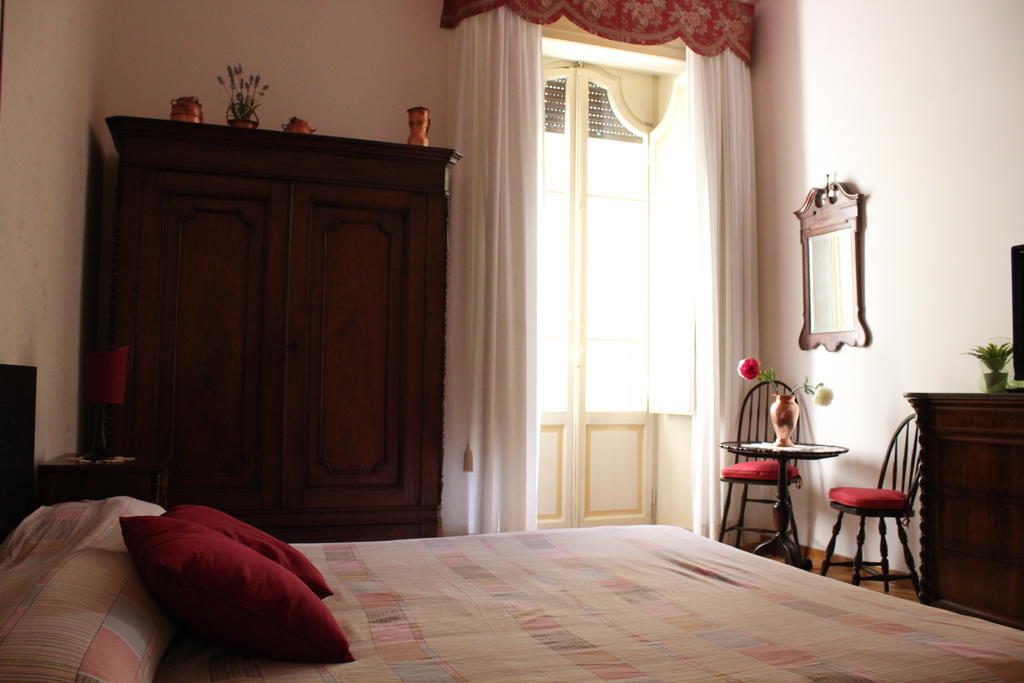 Rome Charming House Bed & Breakfast Room photo